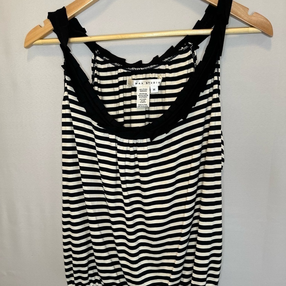 Max Studio Blouse Womens Top M Sleeveless Striped Pleated Neck Trim Elastic Hem